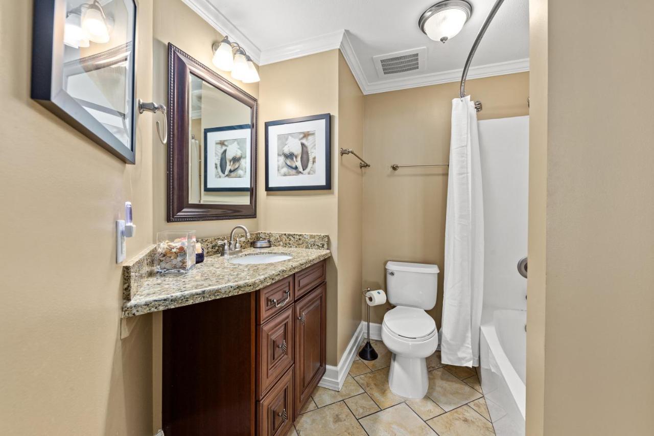 Gulf Front Master Bedroom! 2 Pools & Hot Tubs! Sleeps 8! Panama City Beach Esterno foto