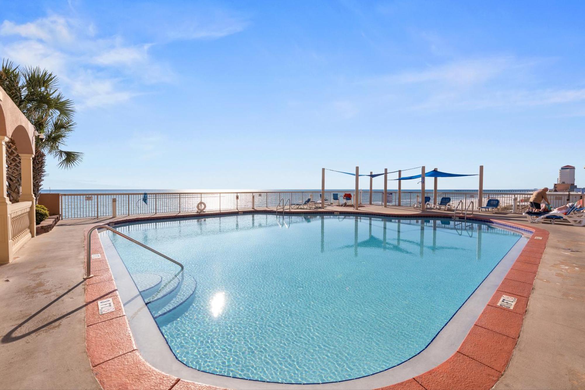 Gulf Front Master Bedroom! 2 Pools & Hot Tubs! Sleeps 8! Panama City Beach Esterno foto