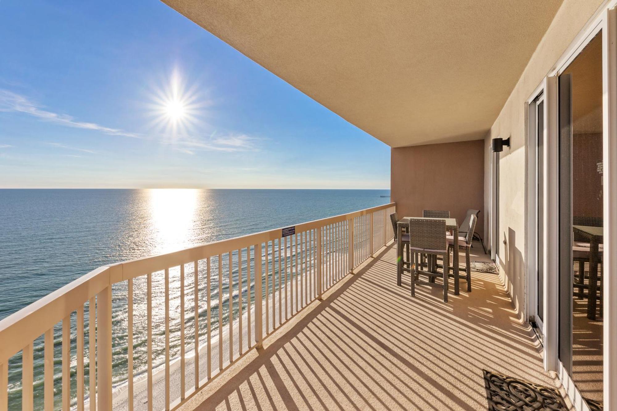 Gulf Front Master Bedroom! 2 Pools & Hot Tubs! Sleeps 8! Panama City Beach Esterno foto