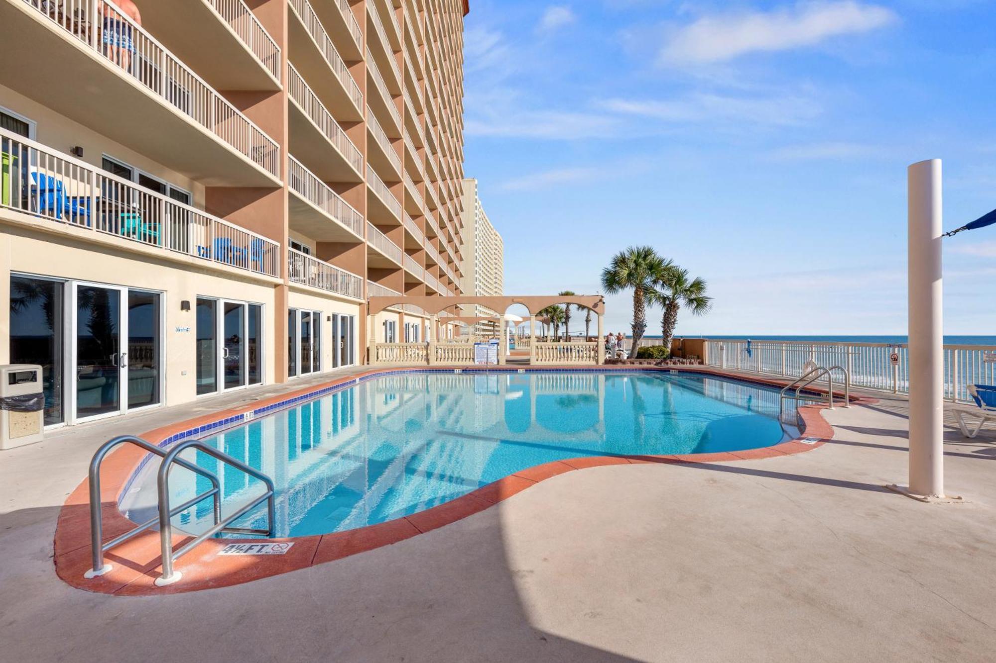 Gulf Front Master Bedroom! 2 Pools & Hot Tubs! Sleeps 8! Panama City Beach Esterno foto