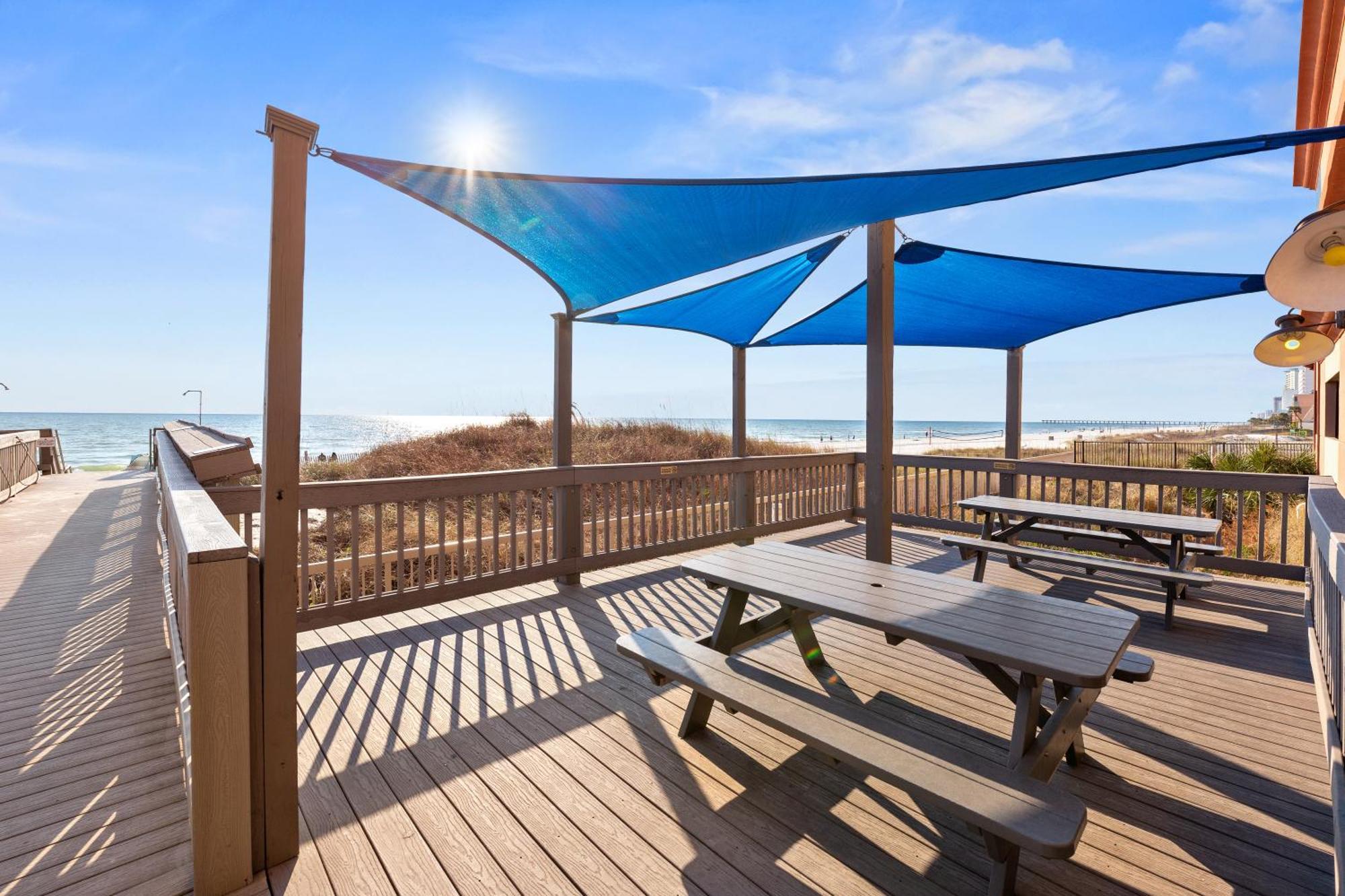 Gulf Front Master Bedroom! 2 Pools & Hot Tubs! Sleeps 8! Panama City Beach Esterno foto